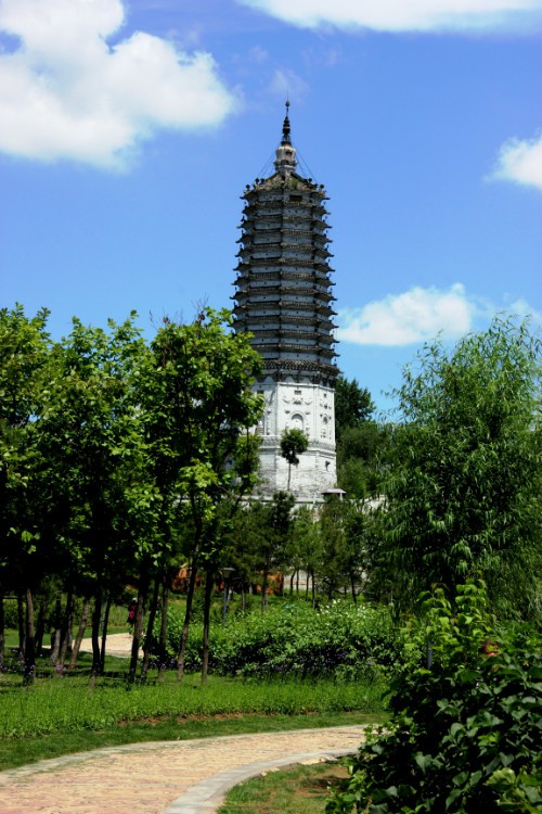 佛塔雕塑-寺院景觀擺放佛塔仿古建筑 佛塔雕塑-寺院景觀擺放佛塔仿古建筑高清圖片