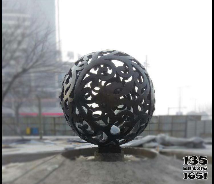 鏤空球雕塑-戶外廣場創意抽象鏤空球雕塑 鏤空球雕塑-戶外廣場創意抽象鏤空球雕塑高清圖片