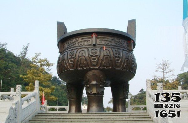 鼎雕塑-廣場景區(qū)創(chuàng)意不銹鋼仿銅浮雕鼎雕塑 鼎雕塑-廣場景區(qū)創(chuàng)意不銹鋼仿銅浮雕鼎雕塑高清圖片