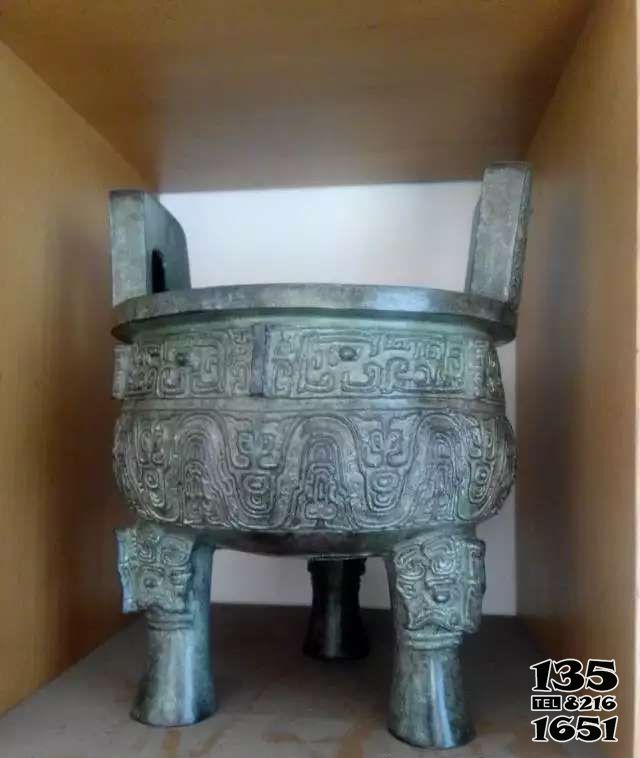 鼎雕塑-青銅仿古做舊景區(qū)祠堂鼎雕塑 鼎雕塑-青銅仿古做舊景區(qū)祠堂鼎雕塑高清圖片