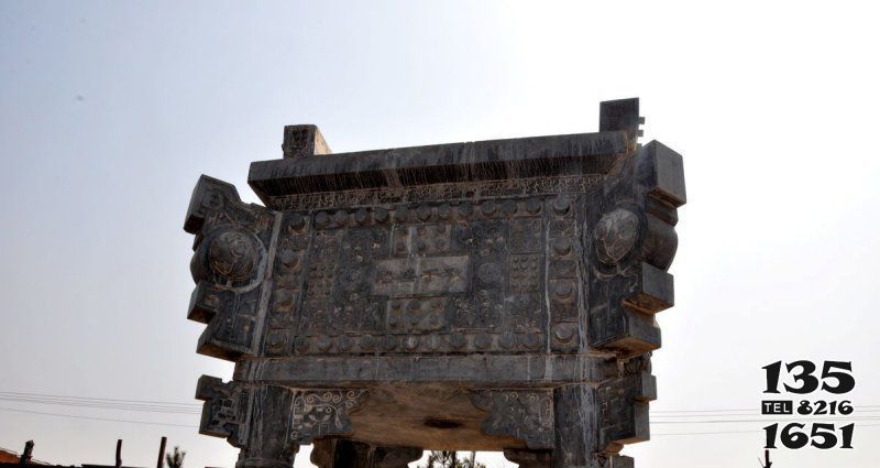 鼎雕塑-戶外園林大型仿古做舊浮雕鼎雕塑 鼎雕塑-戶外園林大型仿古做舊浮雕鼎雕塑高清圖片