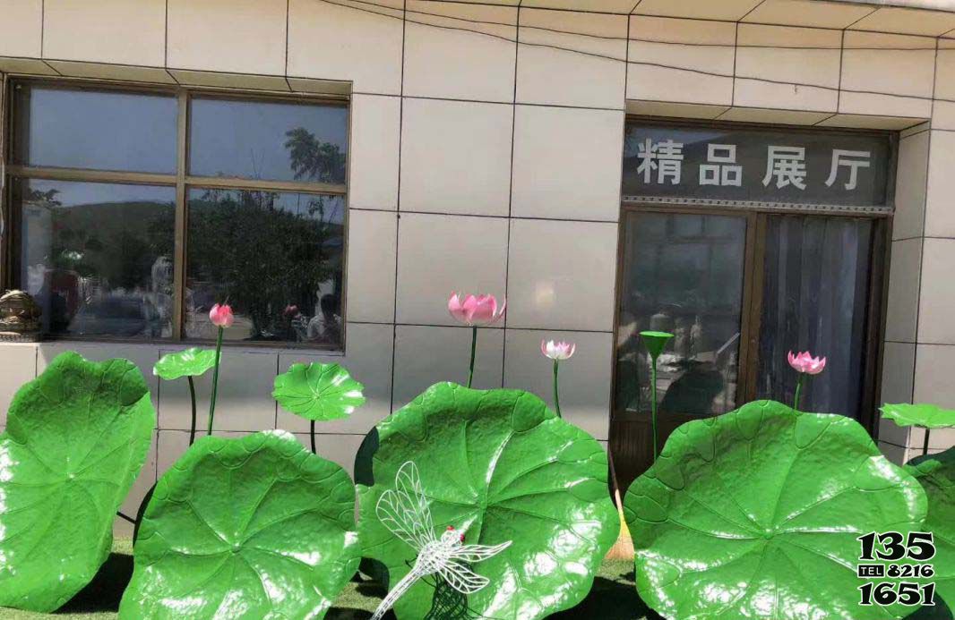 荷花雕塑-景區(qū)玻璃鋼彩繪荷葉荷花雕塑 荷花雕塑-景區(qū)玻璃鋼彩繪荷葉荷花雕塑高清圖片