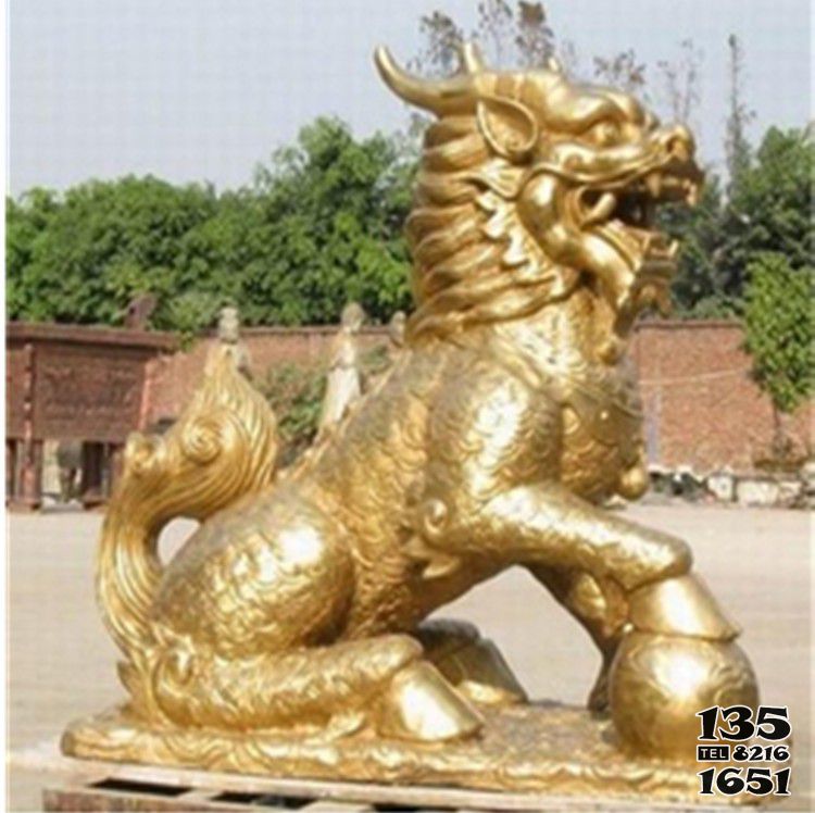 麒麟雕塑-廣場大型不銹鋼噴金神獸麒麟雕塑 麒麟雕塑-廣場大型不銹鋼噴金神獸麒麟雕塑高清圖片