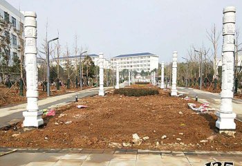 厚德載物，學校校園石雕印章景觀，為校園注入新的活力