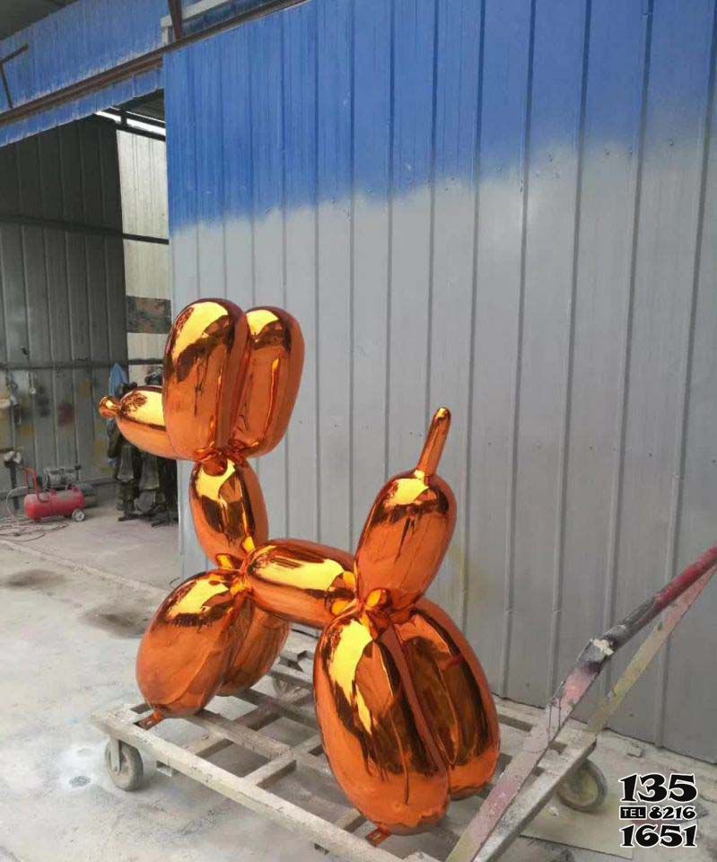 氣球狗雕塑-商場擺放的玻璃鋼創意氣球狗雕塑 氣球狗雕塑-商場擺放的玻璃鋼創意氣球狗雕塑高清圖片