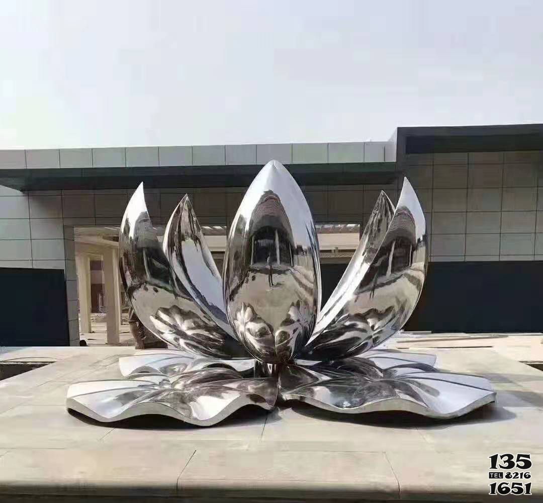 蓮花雕塑-不銹鋼鏡面創意盛開的蓮花雕塑 蓮花雕塑-不銹鋼鏡面創意盛開的蓮花雕塑高清圖片