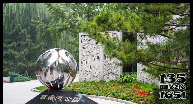 鏤空球雕塑-廣場抽象不銹鋼鏡面鏤空球雕塑 鏤空球雕塑-廣場抽象不銹鋼鏡面鏤空球雕塑高清圖片