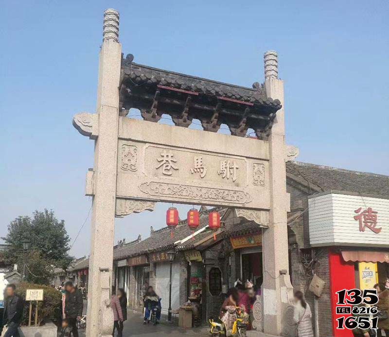 牌坊雕塑-古鎮(zhèn)花崗巖單門石牌坊石雕 牌坊雕塑-古鎮(zhèn)花崗巖單門石牌坊石雕高清圖片