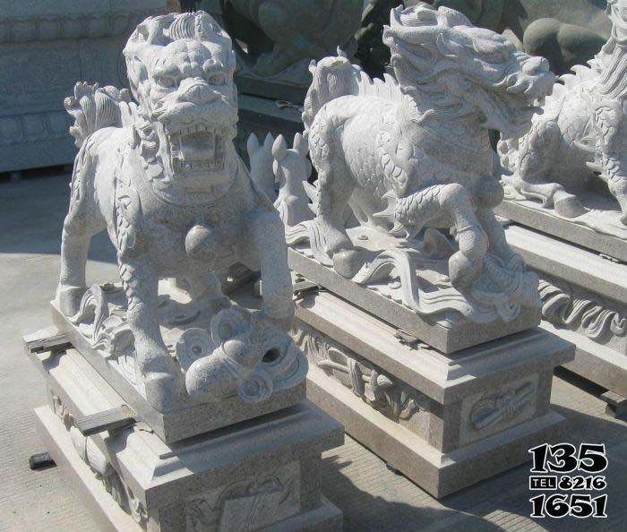 麒麟雕塑-陵園寺廟門口大理石石雕麒麟雕塑 麒麟雕塑-陵園寺廟門口大理石石雕麒麟雕塑高清圖片