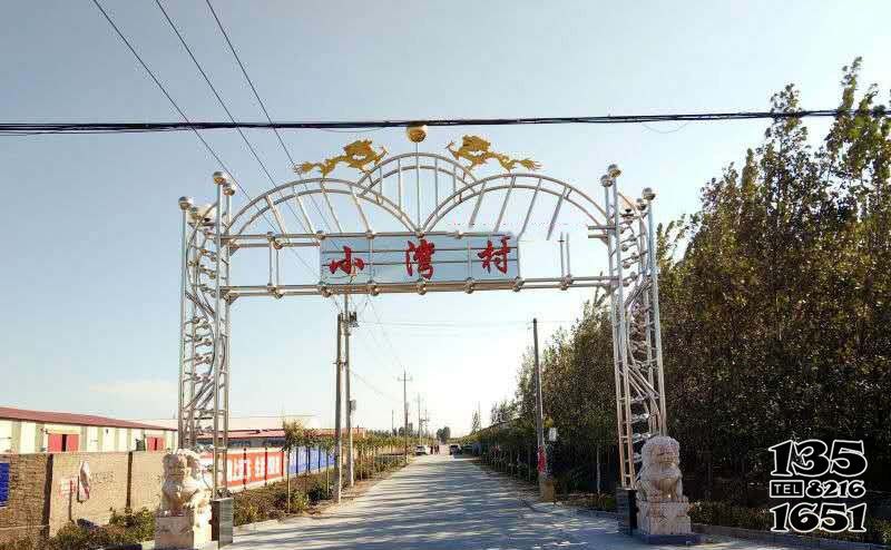 牌坊雕塑-不銹鋼村口噴漆鍛造鏤空牌坊雕塑 牌坊雕塑-不銹鋼村口噴漆鍛造鏤空牌坊雕塑高清圖片