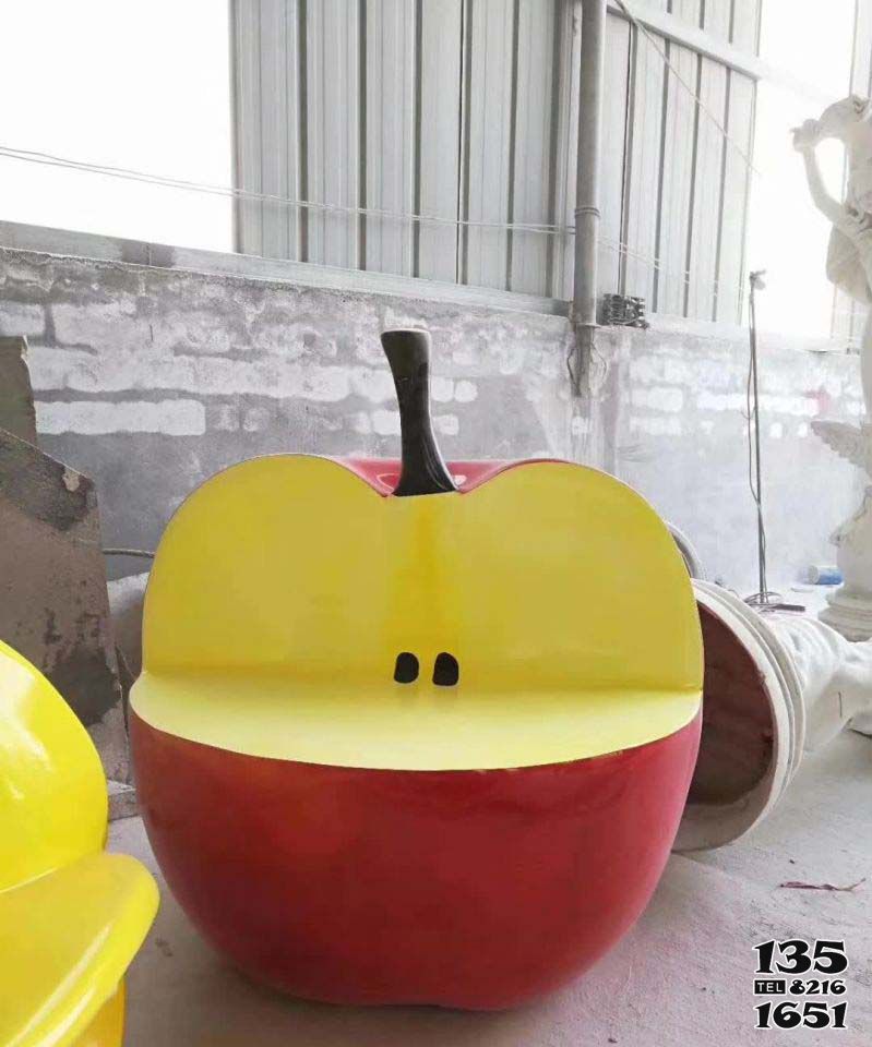 蘋果雕塑-幼兒園不銹鋼半塊蘋果座椅雕塑 蘋果雕塑-幼兒園不銹鋼半塊蘋果座椅雕塑