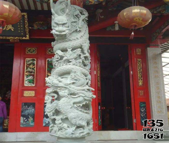 龍柱雕塑-景區(qū)大殿門(mén)前大理石龍柱石雕 龍柱雕塑-景區(qū)大殿門(mén)前大理石龍柱石雕高清圖片