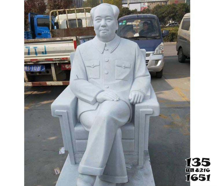 毛澤東雕塑-公園漢白玉石雕座椅休息的主席毛澤東雕塑 毛澤東雕塑-公園漢白玉石雕座椅休息的主席毛澤東雕塑高清圖片