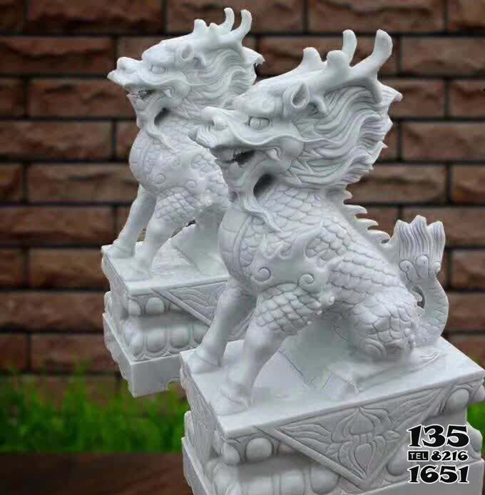 麒麟雕塑-漢白玉石雕庭院別墅門口神獸麒麟雕塑 麒麟雕塑-漢白玉石雕庭院別墅門口神獸麒麟雕塑高清圖片