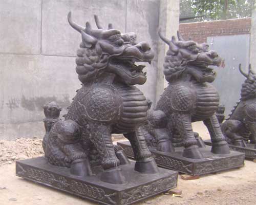 麒麟雕塑-庭院不銹鋼仿銅神獸鎮宅麒麟雕塑 麒麟雕塑-庭院不銹鋼仿銅神獸鎮宅麒麟雕塑高清圖片