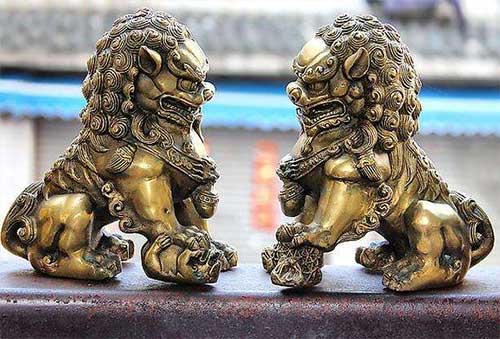 獅子雕塑-商場創意玻璃鋼室內創意美陳擺件獅子雕塑 獅子雕塑-商場創意玻璃鋼室內創意美陳擺件獅子雕塑高清圖片
