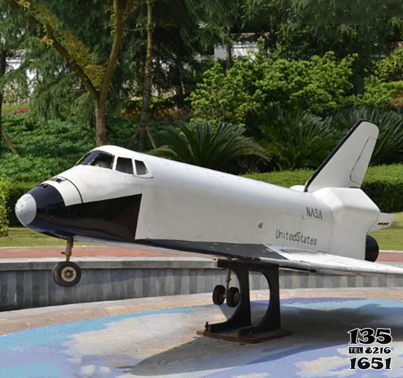 飛機雕塑-玻璃鋼仿真大型公園戶外飛機雕塑 飛機雕塑-玻璃鋼仿真大型公園戶外飛機雕塑高清圖片