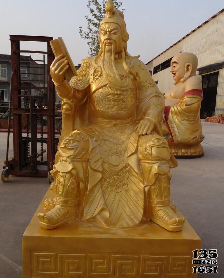 關公雕塑-不銹鋼噴金烤漆大型看書的關公雕塑 關公雕塑-不銹鋼噴金烤漆大型看書的關公雕塑高清圖片