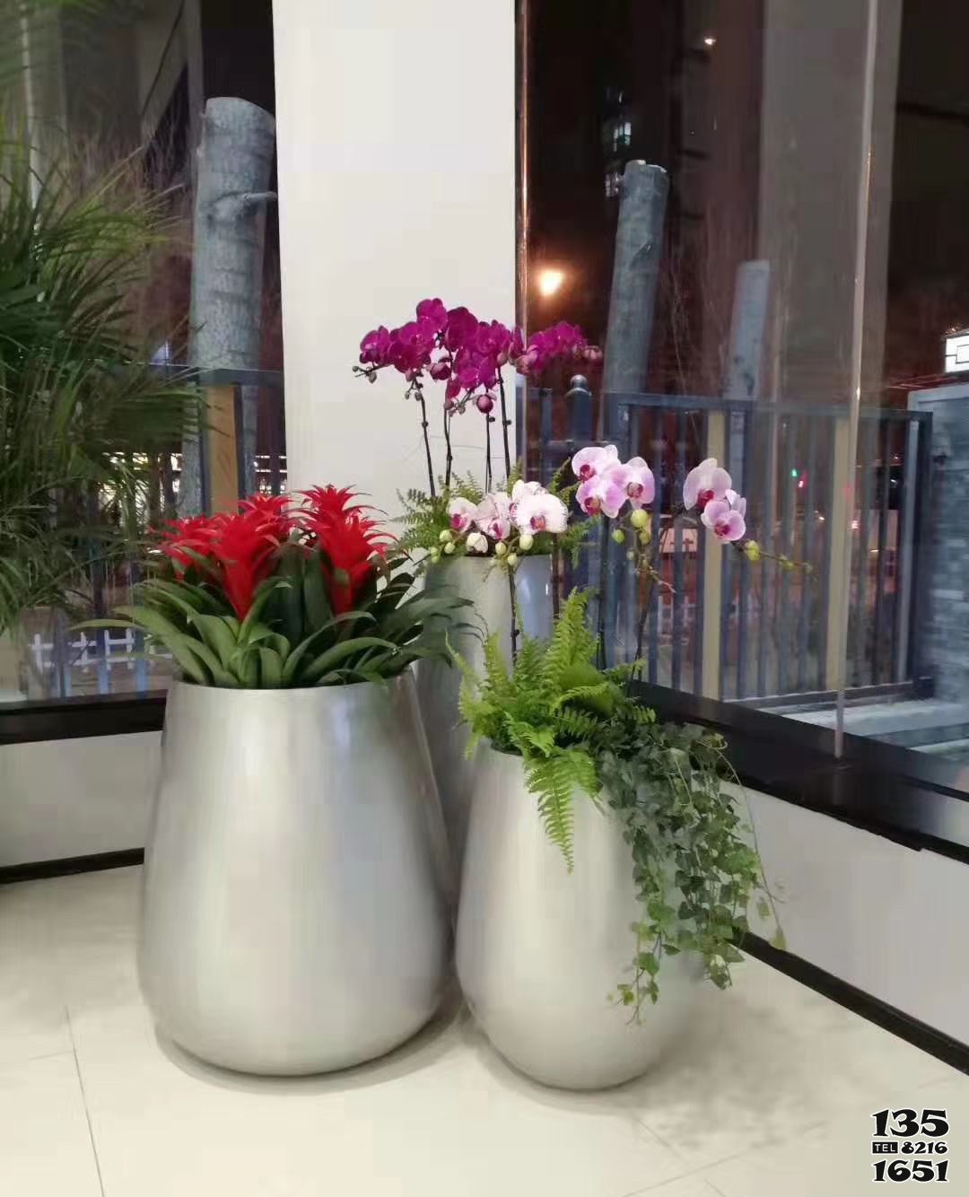 花盆雕塑-不銹鋼拋光室內花盆雕塑 花盆雕塑-不銹鋼拋光室內花盆雕塑高清圖片
