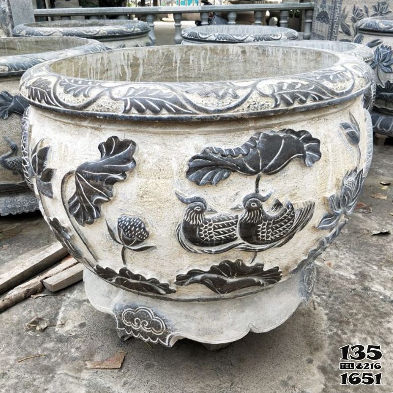 花盆雕塑-仿古做舊青石石雕浮雕鴛鴦花盆雕塑 花盆雕塑-仿古做舊青石石雕浮雕鴛鴦花盆雕塑高清圖片
