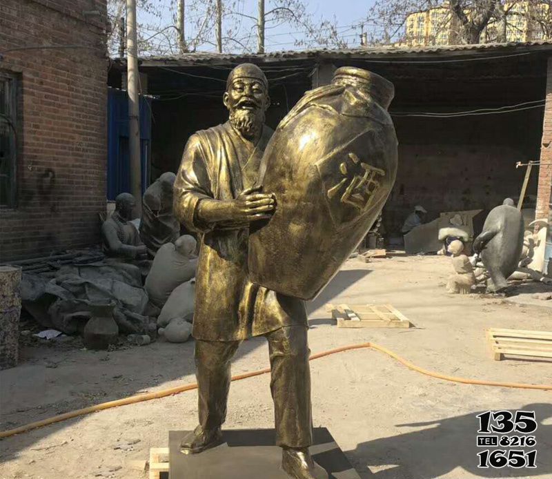 酒文化雕塑-景區創意不銹鋼仿銅人物抱著酒缸景觀酒文化雕塑 酒文化雕塑-景區創意不銹鋼仿銅人物抱著酒缸景觀酒文化雕塑