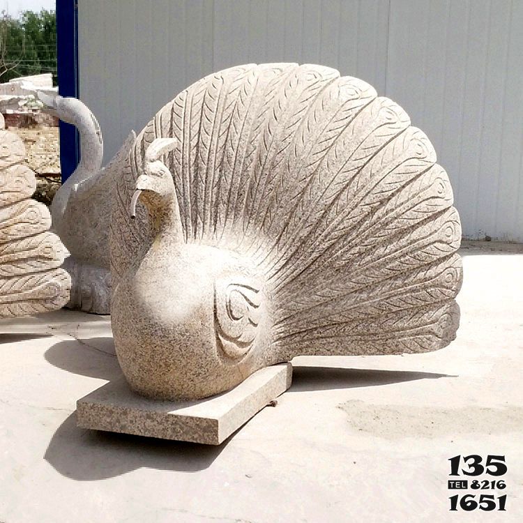孔雀雕塑-街道邊一只愛美的砂巖石碉創意孔雀雕塑 孔雀雕塑-街道邊一只愛美的砂巖石碉創意孔雀雕塑