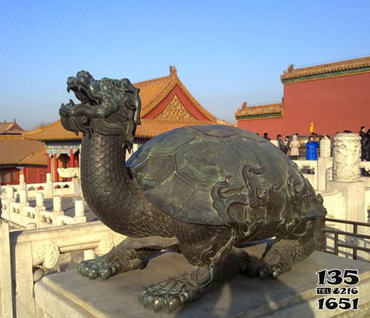 龍龜?shù)袼?景區(qū)擺放的抬頭的玻璃鋼創(chuàng)意龍龜?shù)袼?><p>不僅如此,玻璃鋼景區(qū)創(chuàng)意龍龜?shù)袼芏冀邮盏搅诵盘?hào):在預(yù)告新版本內(nèi)容的鏟鏟市電視臺(tái)直播節(jié)目中,介紹完新版本中登場(chǎng)的源計(jì)劃、幻靈戰(zhàn)隊(duì)、至尊機(jī)甲、小天才等新羈絆,再次返場(chǎng)的星之守護(hù)者羈絆、新賽季寶典任務(wù)還有新小小英雄電玩娑娜和電玩凱特琳等等常規(guī)內(nèi)容之后,非常識(shí)趣地安排以龍龜為首的怪獸們壓軸登場(chǎng)。</p></article>
<div id= 龍龜?shù)袼?景區(qū)擺放的抬頭的玻璃鋼創(chuàng)意龍龜?shù)袼芨咔鍒D片