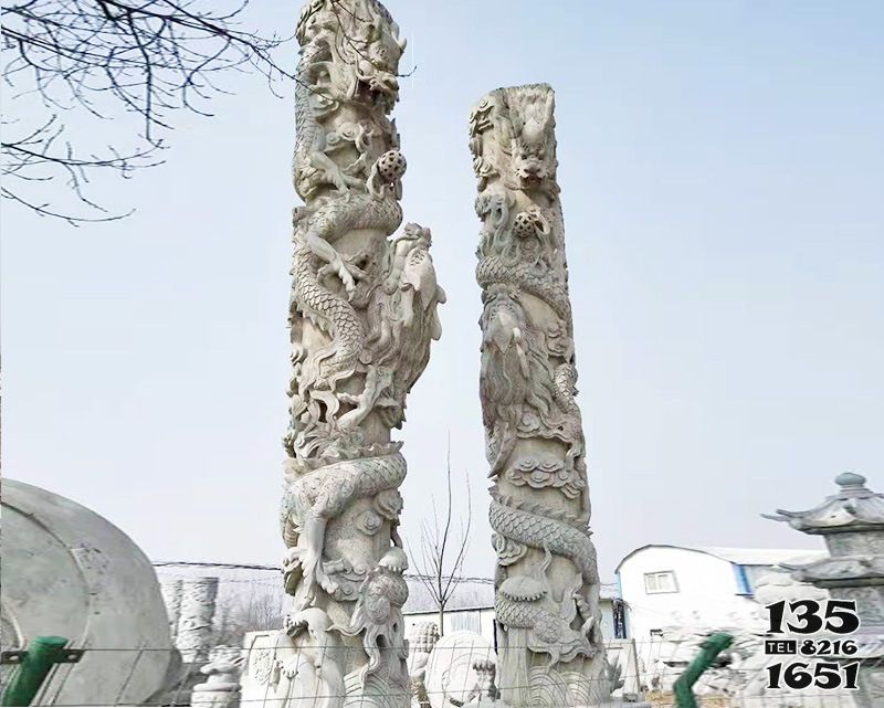 龍柱雕塑-圓明園景區擺放石雕龍柱 龍柱雕塑-圓明園景區擺放石雕龍柱高清圖片