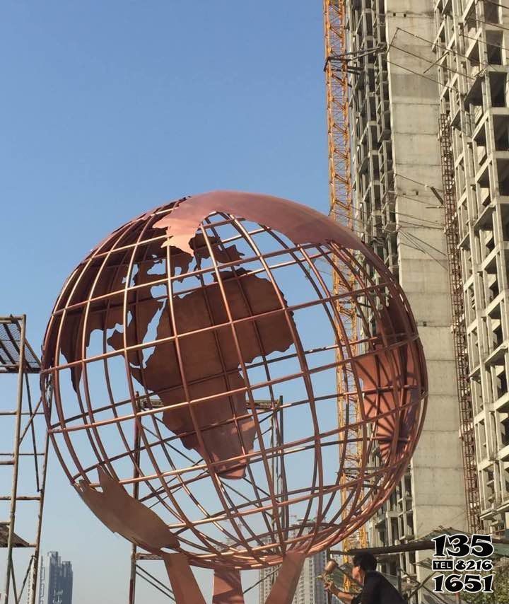 鏤空球雕塑-城市小區(qū)大型仿真地球裝飾品鏤空球雕塑 鏤空球雕塑-城市小區(qū)大型仿真地球裝飾品鏤空球雕塑高清圖片