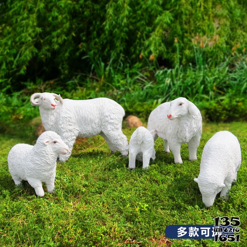 綿羊雕塑-草地上一群形態各異的玻璃鋼仿真雕塑 綿羊雕塑-草地上一群形態各異的玻璃鋼仿真雕塑高清圖片