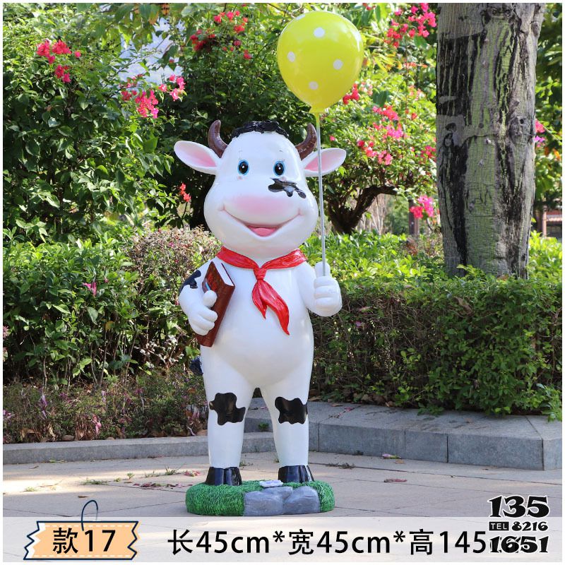 牛雕塑-花園一只拿著氣球的玻璃鋼牛雕塑 牛雕塑-花園一只拿著氣球的玻璃鋼牛雕塑高清圖片