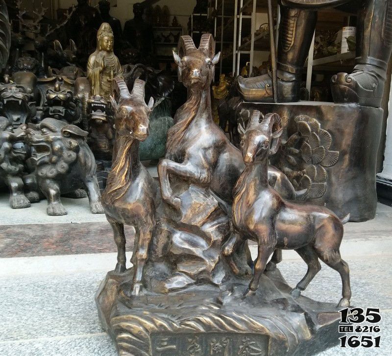 三羊開泰雕塑-景區(qū)街道不銹鋼仿銅十二生肖羊三羊開泰雕塑 三羊開泰雕塑-景區(qū)街道不銹鋼仿銅十二生肖羊三羊開泰雕塑高清圖片