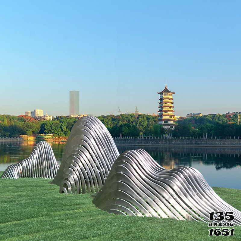 假山雕塑-大型公園廣場不銹鋼假山雕塑戶外抽象擺件 假山雕塑-大型公園廣場不銹鋼假山雕塑戶外抽象擺件高清圖片