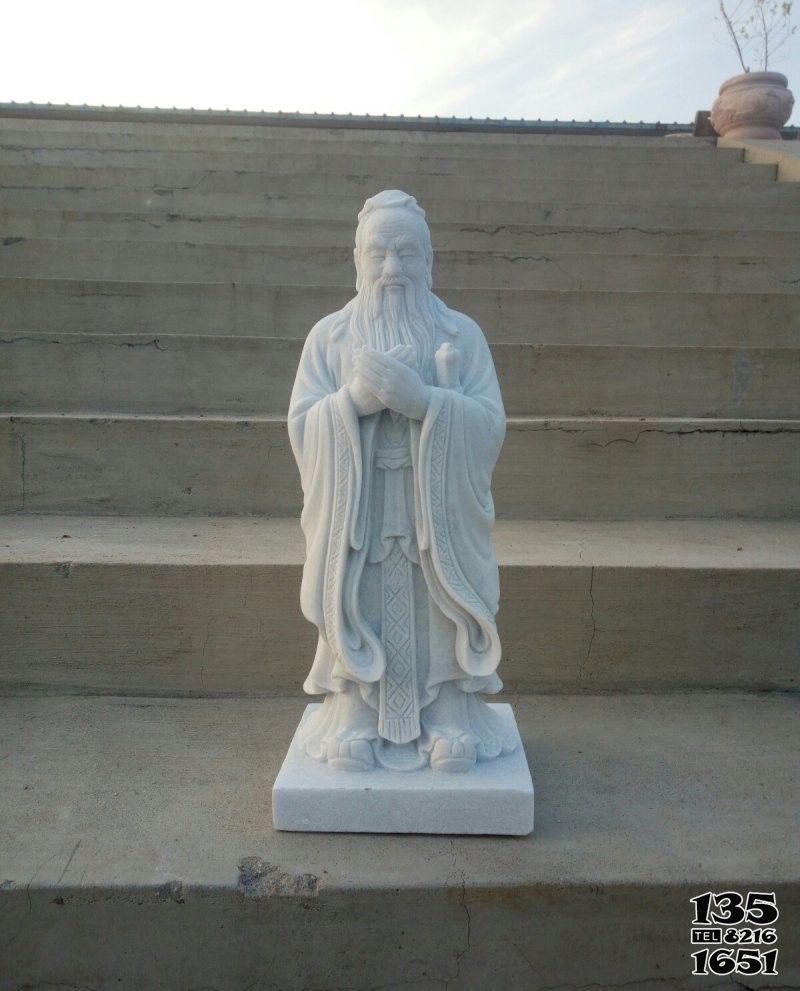 孔子雕塑-學院公園漢白玉至圣先師孔子石雕 孔子雕塑-學院公園漢白玉至圣先師孔子石雕高清圖片