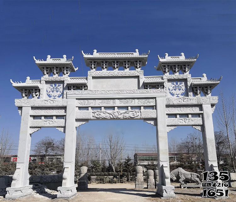 牌坊雕塑-大理石三門五樓牌坊村口景區裝飾擺件石雕 牌坊雕塑-大理石三門五樓牌坊村口景區裝飾擺件石雕高清圖片