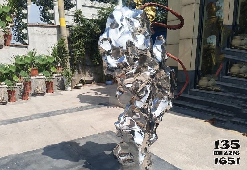 太湖石雕塑-別墅小區創意不銹鋼鏡面抽象太湖石雕塑 太湖石雕塑-別墅小區創意不銹鋼鏡面抽象太湖石雕塑高清圖片