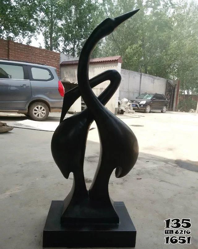 天鵝雕塑-工園庭院酒店創(chuàng)意抽象不銹鋼天鵝雕塑 天鵝雕塑-工園庭院酒店創(chuàng)意抽象不銹鋼天鵝雕塑高清圖片