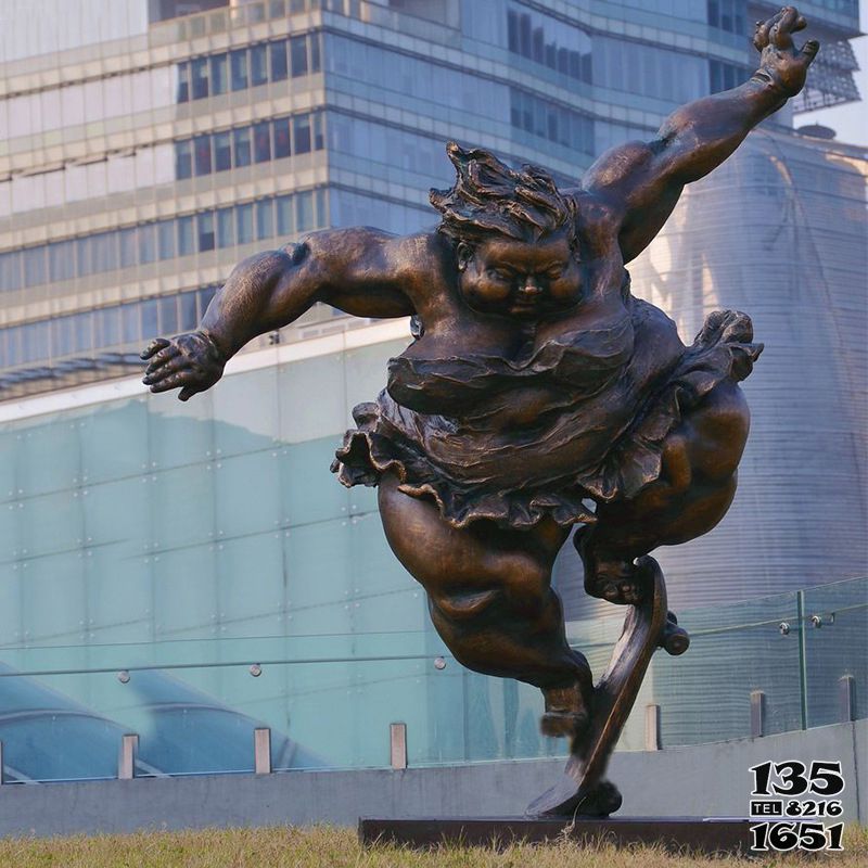 滑板雕塑-公園廣場騎滑板車的胖女孩玻璃鋼雕塑 滑板雕塑-公園廣場騎滑板車的胖女孩玻璃鋼雕塑高清圖片
