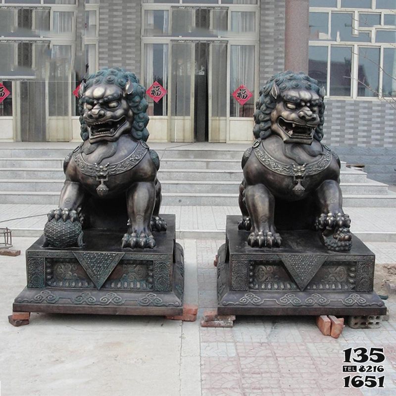獅子雕塑-庭院大型青石一對看門的獅子雕塑 獅子雕塑-庭院大型青石一對看門的獅子雕塑高清圖片