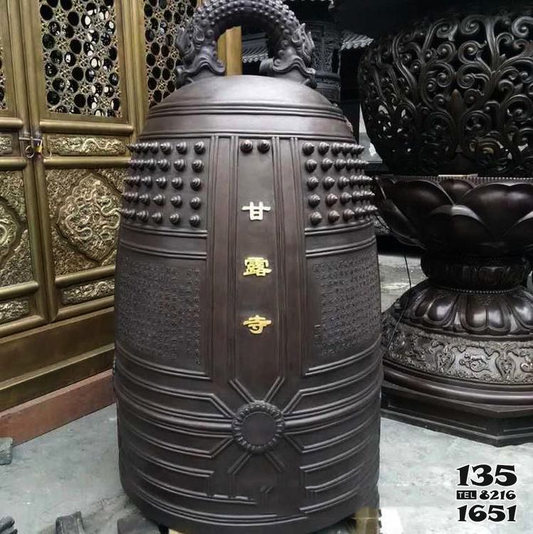 銅鐘雕塑-景區(qū)園林?jǐn)[放大型鑄造青銅鐘 銅鐘雕塑-景區(qū)園林?jǐn)[放大型鑄造青銅鐘高清圖片