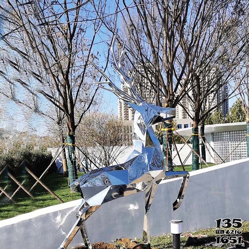 梅花鹿雕塑-不銹鋼鏡面戶外景觀跳躍的梅花鹿雕塑 梅花鹿雕塑-不銹鋼鏡面戶外景觀跳躍的梅花鹿雕塑高清圖片