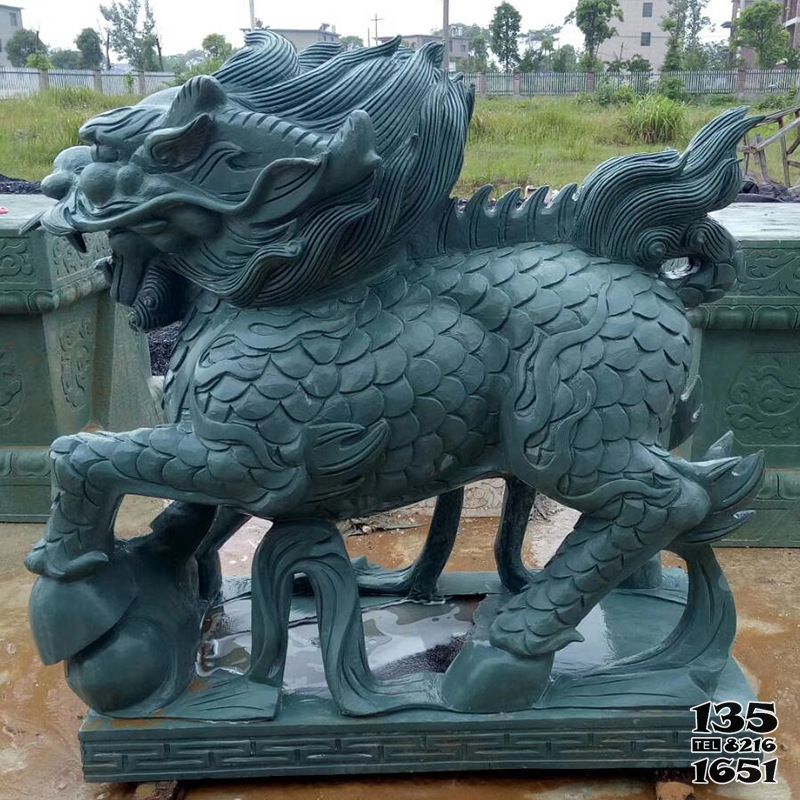 麒麟雕塑-戶外景區玻璃鋼彩繪仿真動物神獸麒麟雕塑 麒麟雕塑-戶外景區玻璃鋼彩繪仿真動物神獸麒麟雕塑高清圖片