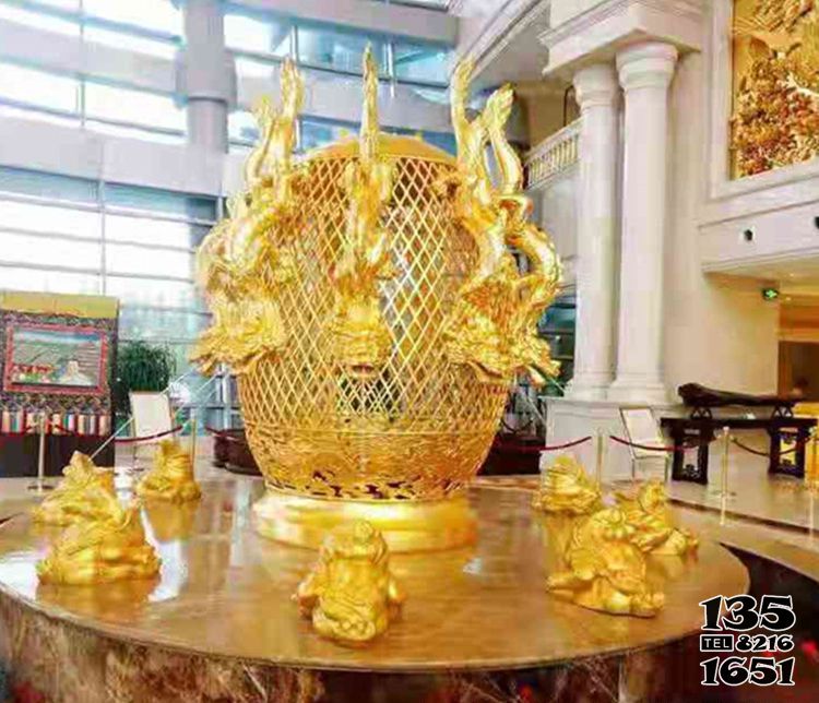 張衡地動儀雕塑-企業(yè)景觀雕塑擺件純銅鎏金古儀器地動儀雕塑 張衡地動儀雕塑-企業(yè)景觀雕塑擺件純銅鎏金古儀器地動儀雕塑高清圖片