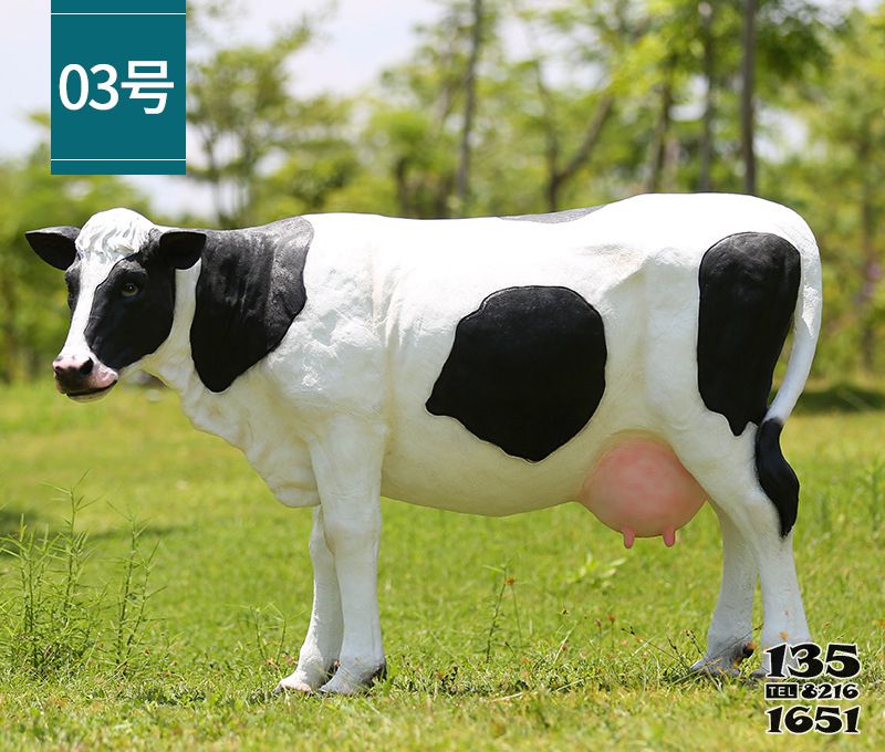 牛雕塑-動(dòng)物園一只仿真爬行的玻璃鋼牛雕塑 牛雕塑-動(dòng)物園一只仿真爬行的玻璃鋼牛雕塑高清圖片
