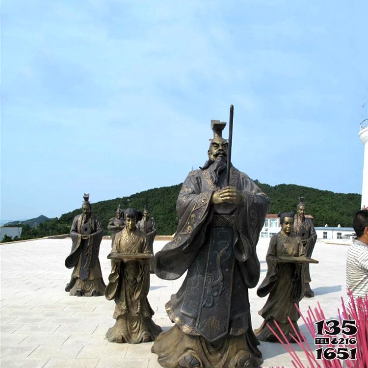 劉徹雕塑- 寺廟公園鑄造鎏金漢武帝劉徹祭天情景雕塑 劉徹雕塑- 寺廟公園鑄造鎏金漢武帝劉徹祭天情景雕塑高清圖片