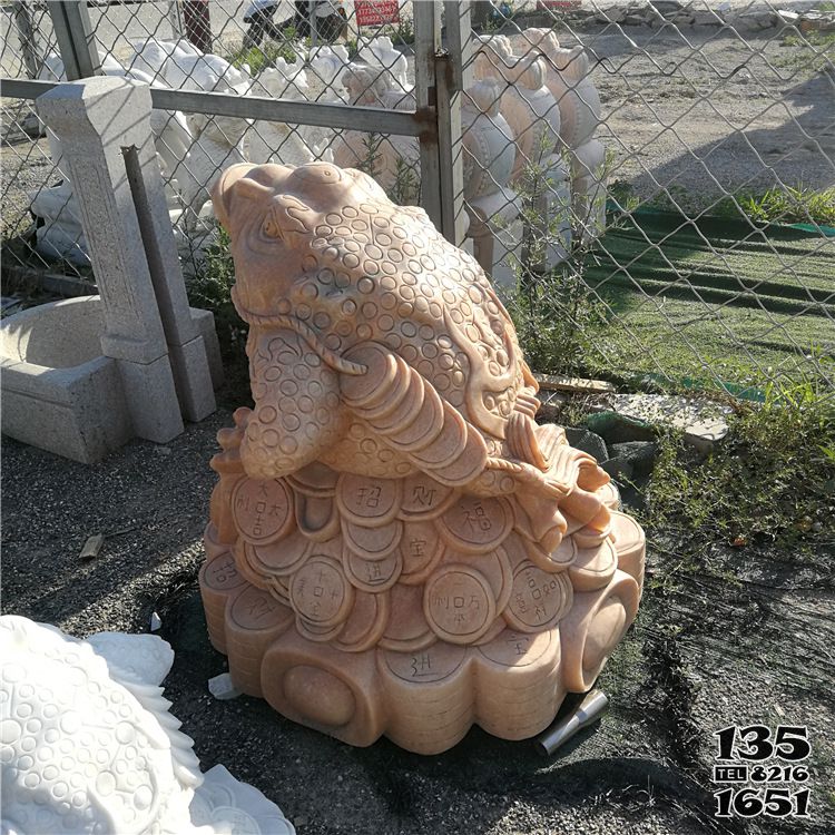 青蛙雕塑-戶外一只石雕創(chuàng)意青蛙雕塑 青蛙雕塑-戶外一只石雕創(chuàng)意青蛙雕塑高清圖片