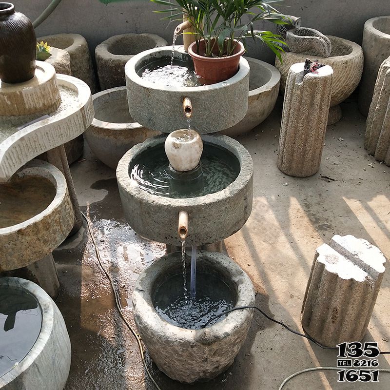 石槽雕塑-老石槽老石磨改裝創(chuàng)意流水魚缸流水景觀雕塑石雕擺件 石槽雕塑-老石槽老石磨改裝創(chuàng)意流水魚缸流水景觀雕塑石雕擺件高清圖片