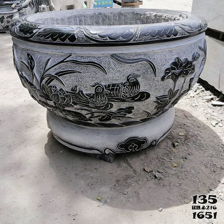 花盆雕塑-庭院寺廟大型青石石雕浮雕鴛鴦荷花花盆雕塑 花盆雕塑-庭院寺廟大型青石石雕浮雕鴛鴦荷花花盆雕塑高清圖片