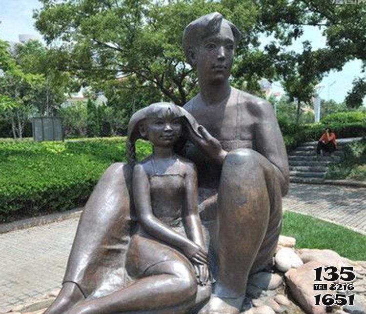 母女雕塑-廣場公園抽象銅雕母女雕塑 母女雕塑-廣場公園抽象銅雕母女雕塑高清圖片