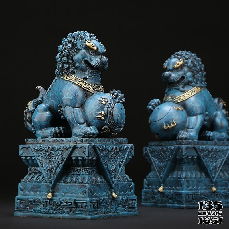 獅子雕塑-景區創意仿古做舊青銅獅子雕塑 獅子雕塑-景區創意仿古做舊青銅獅子雕塑高清圖片
